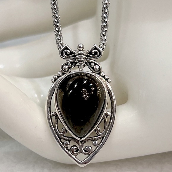 Jewelry - Sterling Silver SILVER Shungite Butterfly Bale Pendant Necklace